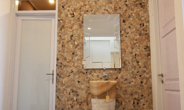 How Onyx Marble Mosaic Instantly Elevates Your Home’s Aesthetic